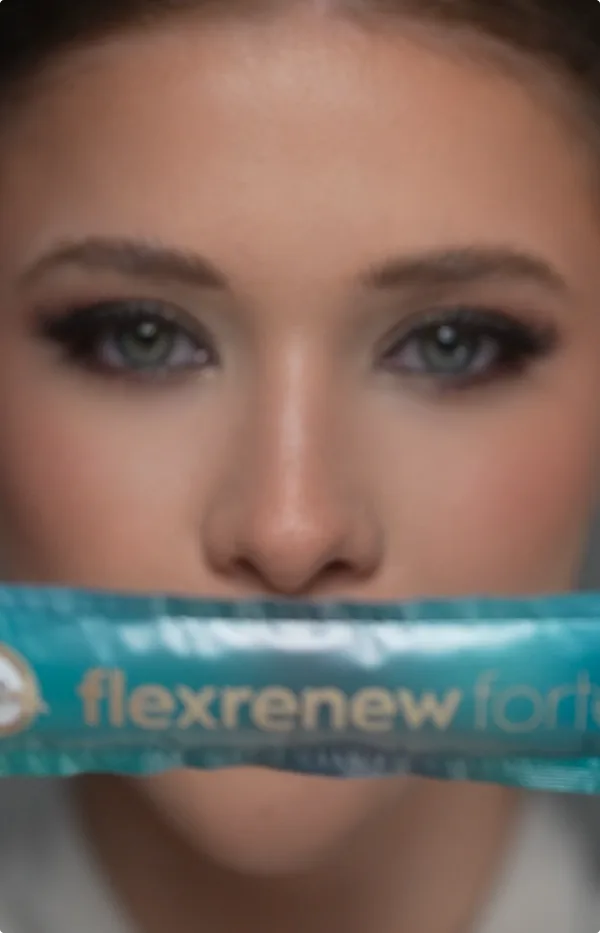 Жена с FlexRenew Forte саше